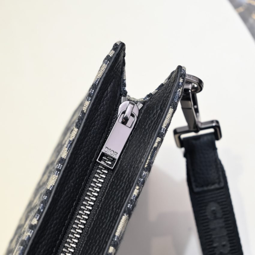 Replica Dior Clutch - Image 2