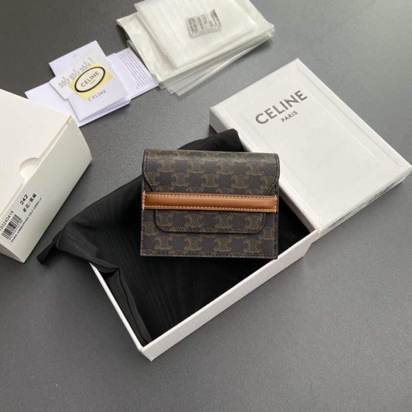 Celine Triumphe Wallet - Image 7