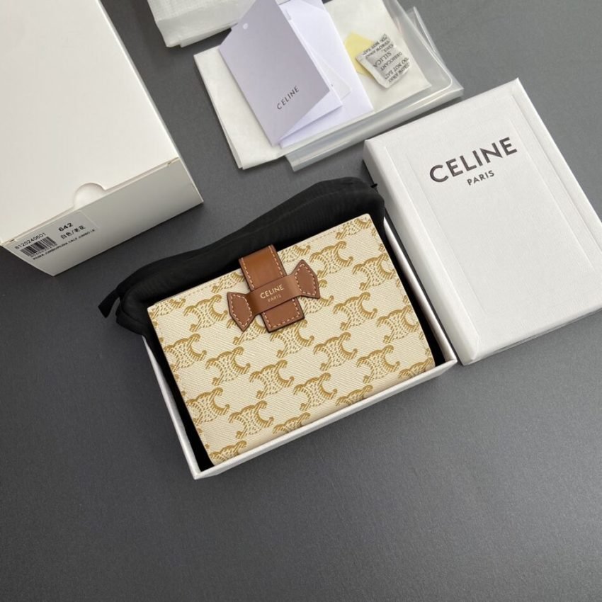 Celine Triumphe Wallet - Image 13