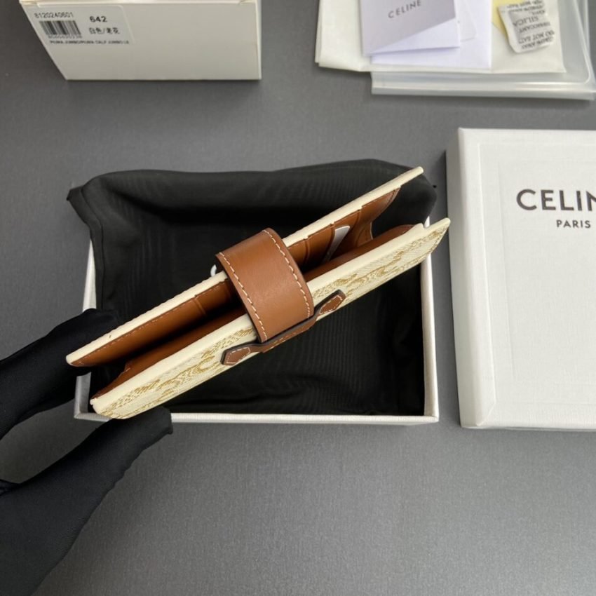 Celine Triumphe Wallet - Image 19