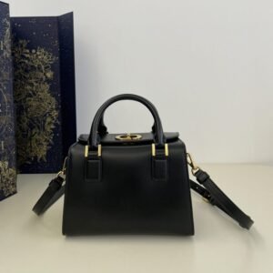 Fake Dior Boston Black