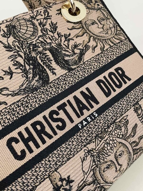 Fake Lady Dior D – Lite Beige Zodiac - Image 5