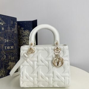 Fake Lady Dior Medium White