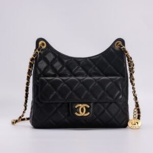 CHANEL Hobo Medium Black