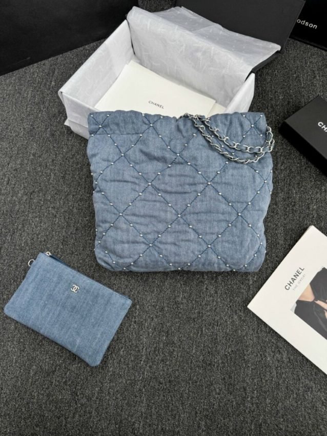 CHANEL 22 Small Handbag Denim - Image 2