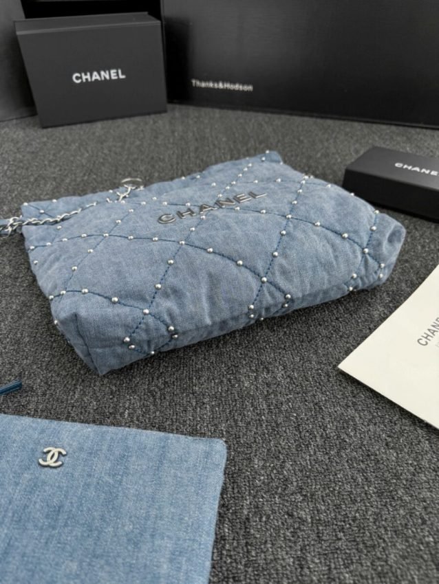 CHANEL 22 Small Handbag Denim - Image 4