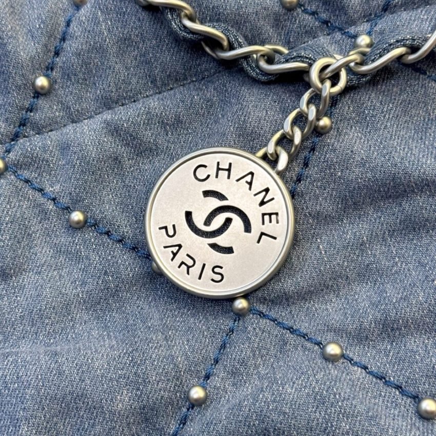 CHANEL 22 Small Handbag Denim - Image 5