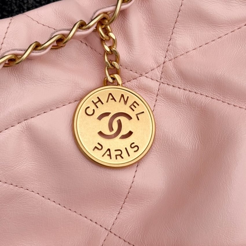 CHANEL 22 Medium Handbag Pink - Image 4