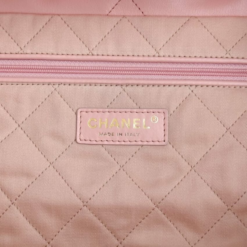 CHANEL 22 Medium Handbag Pink - Image 8