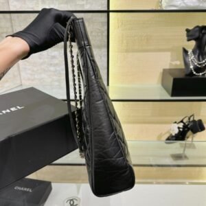 Alternative view of CHANEL 31Bag Large Black