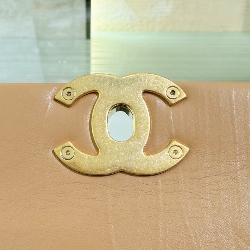CHANEL 19 Mini Flap Caramel Bag - Image 7