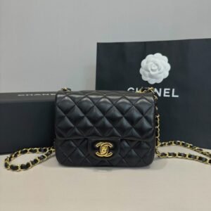 CHANEL Classic Flap 17cm Gold