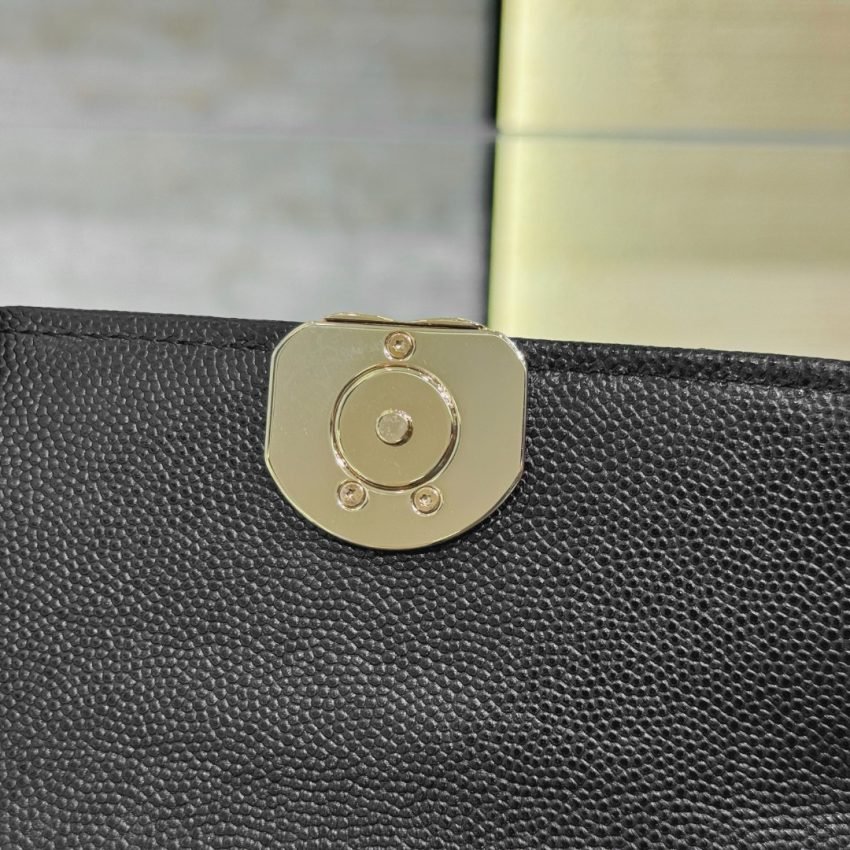 CHANEL 23k Kelly Handle - Image 6