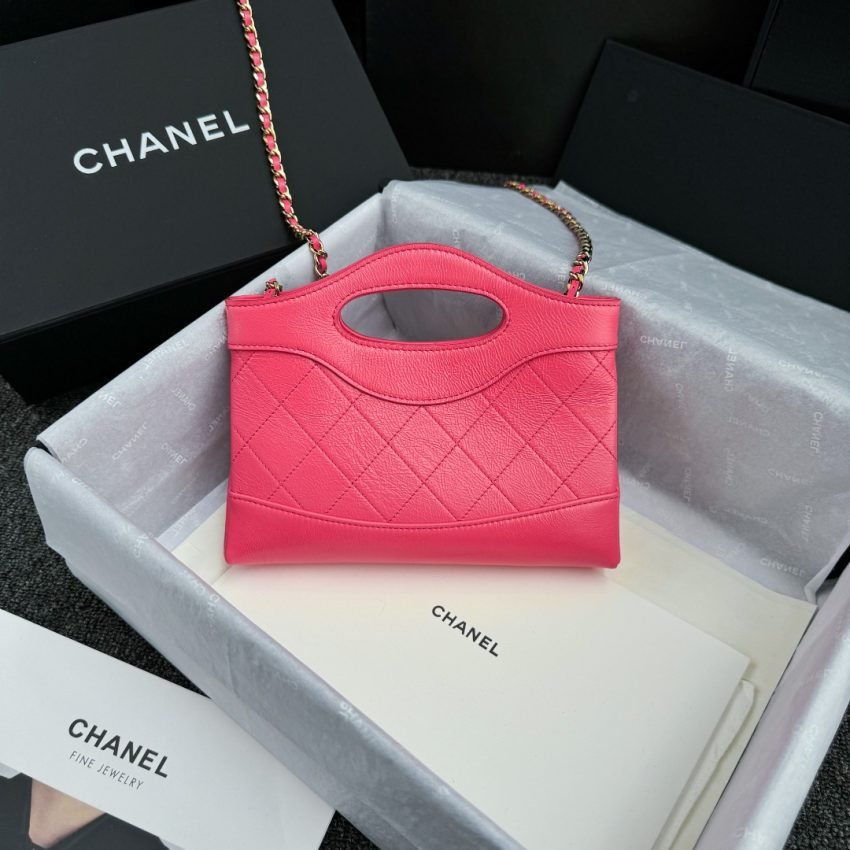 CHANEL 24s Mini Horizontal Rose Red - Image 2