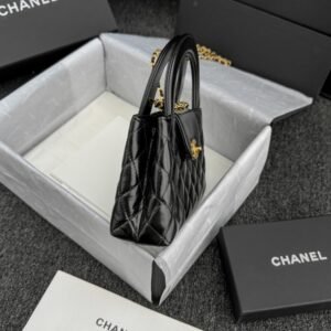 Alternative view of CHANEL 23k Kelly Black